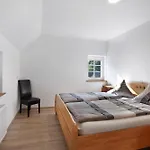 übern Hof *