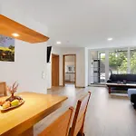 übern Hof Apartamento *