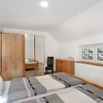 übern Hof *