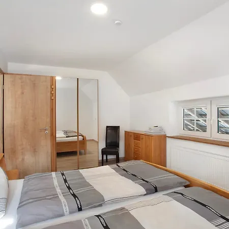 übern Hof Apartment