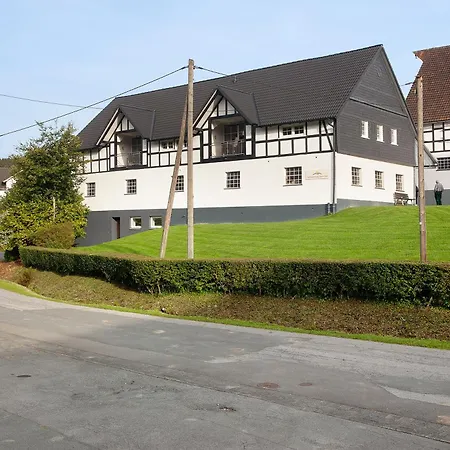 übern Hof Apartment *